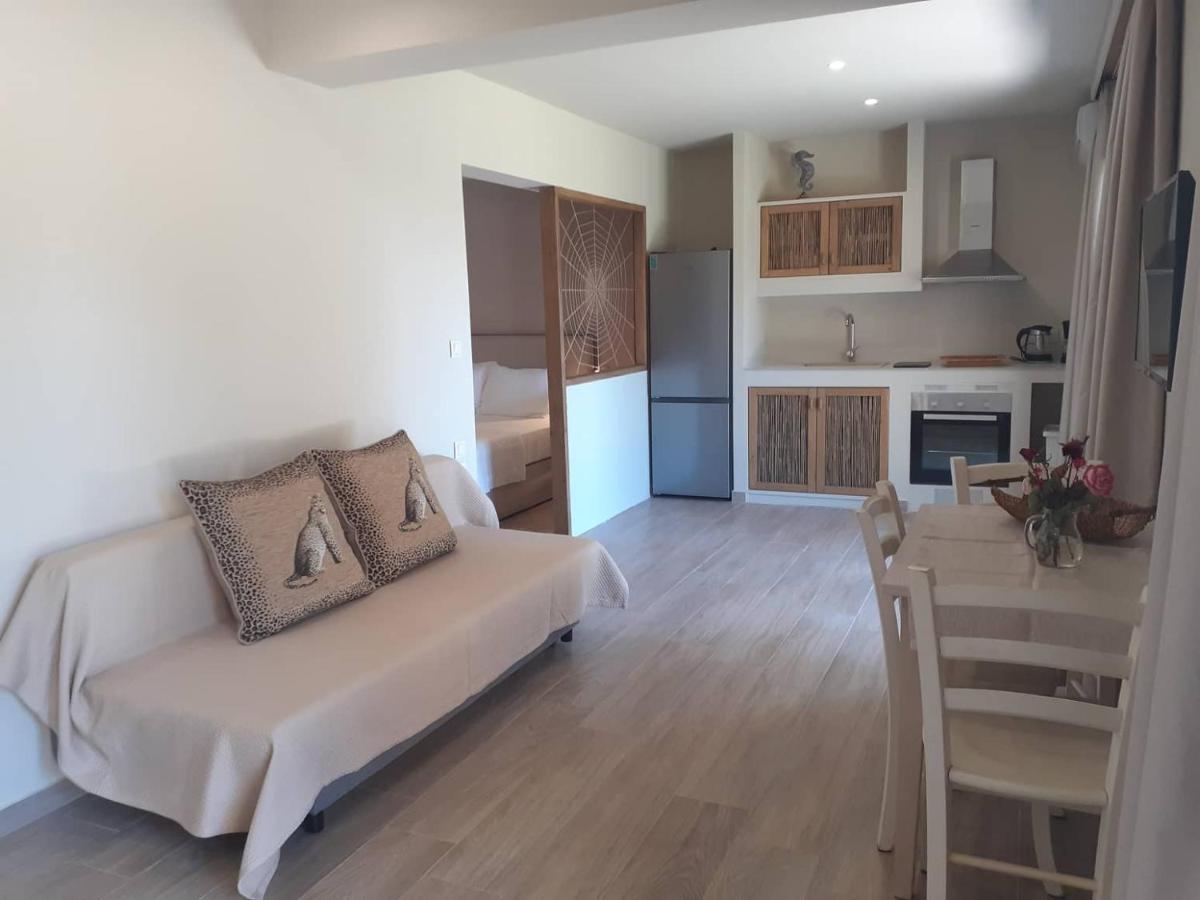 Forest Resort Suites Skiathos Troulos Extérieur photo
