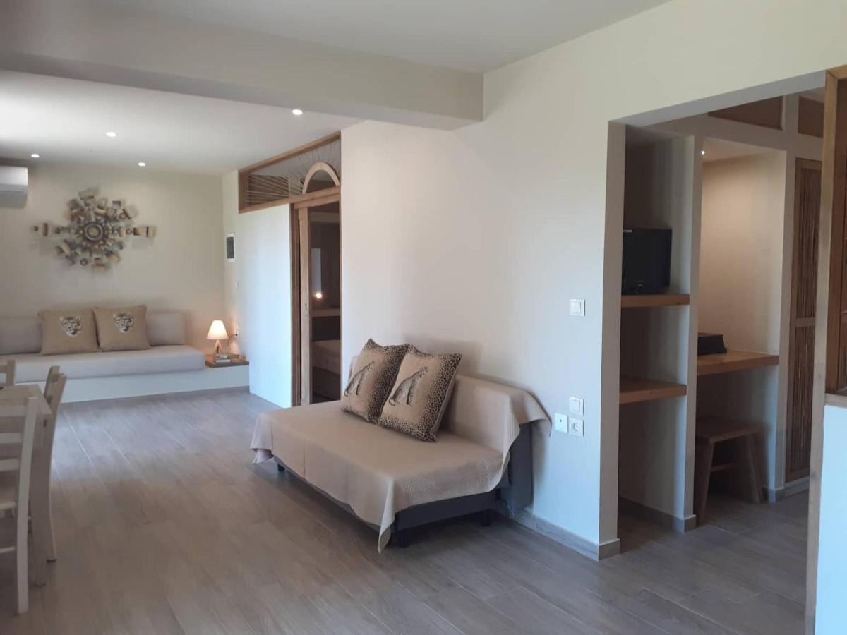 Forest Resort Suites Skiathos Troulos Extérieur photo