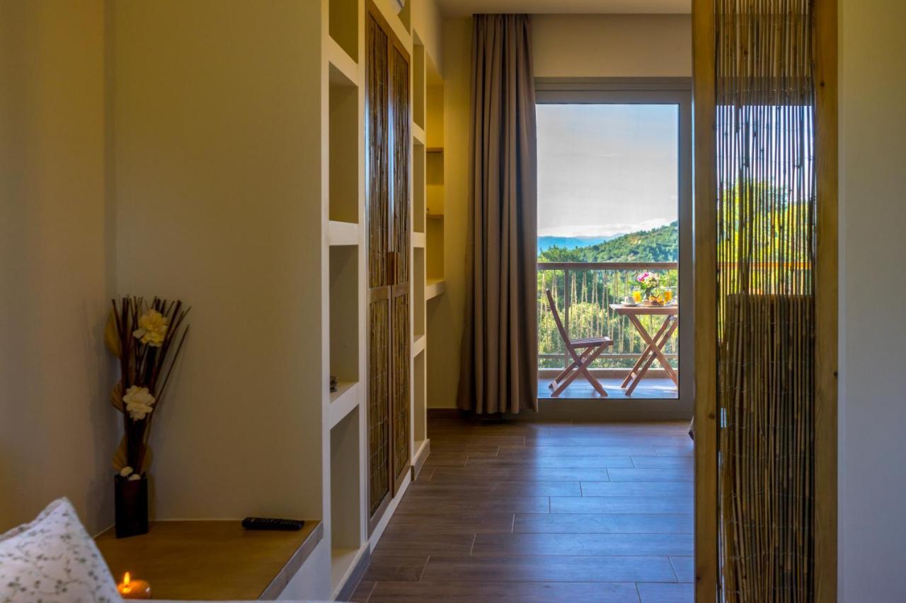 Forest Resort Suites Skiathos Troulos Extérieur photo