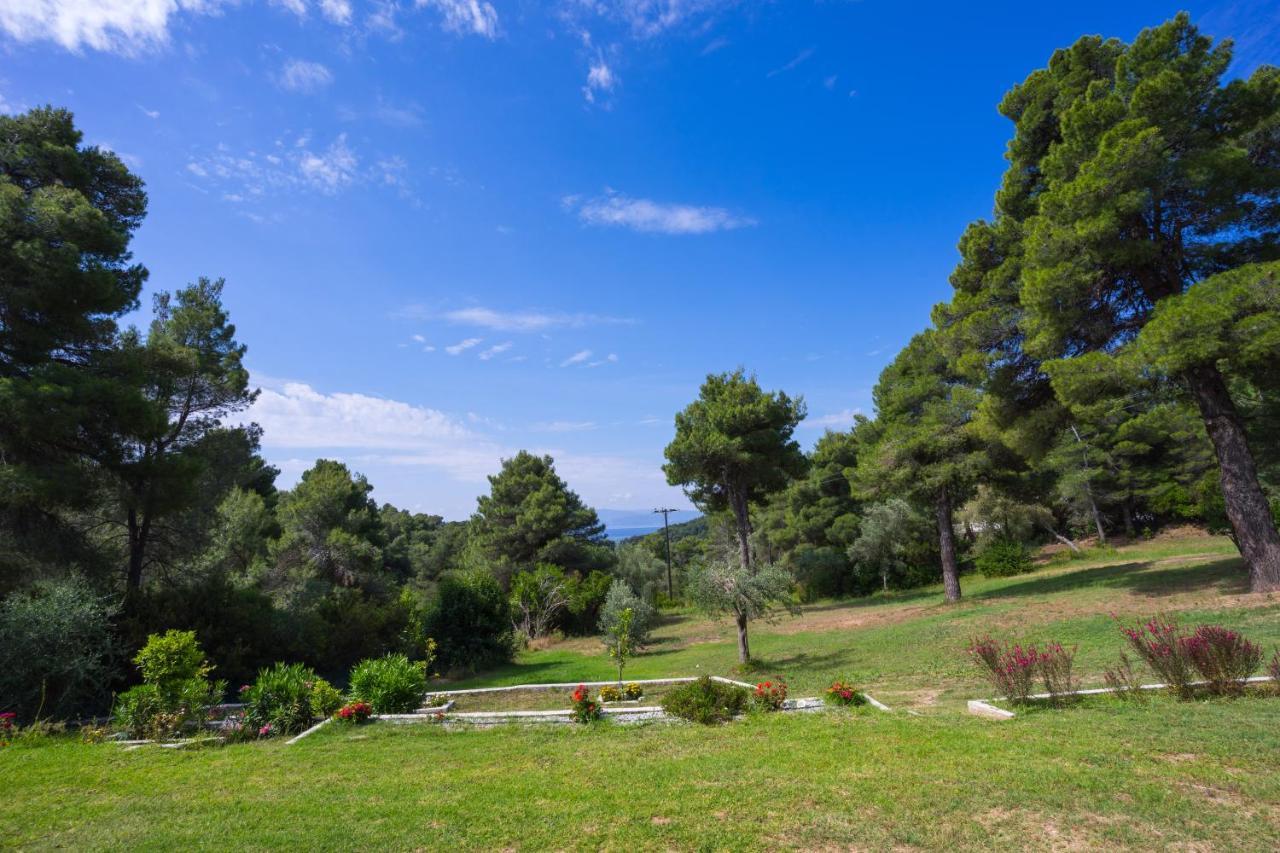 Forest Resort Suites Skiathos Troulos Extérieur photo