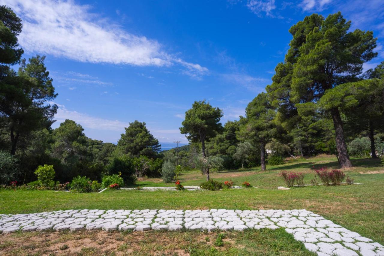 Forest Resort Suites Skiathos Troulos Extérieur photo