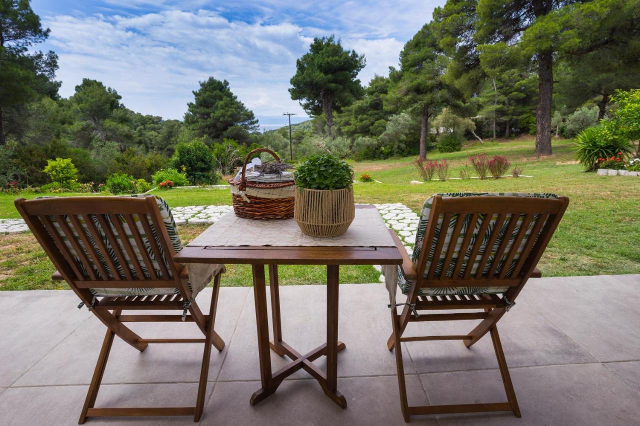 Forest Resort Suites Skiathos Troulos Extérieur photo