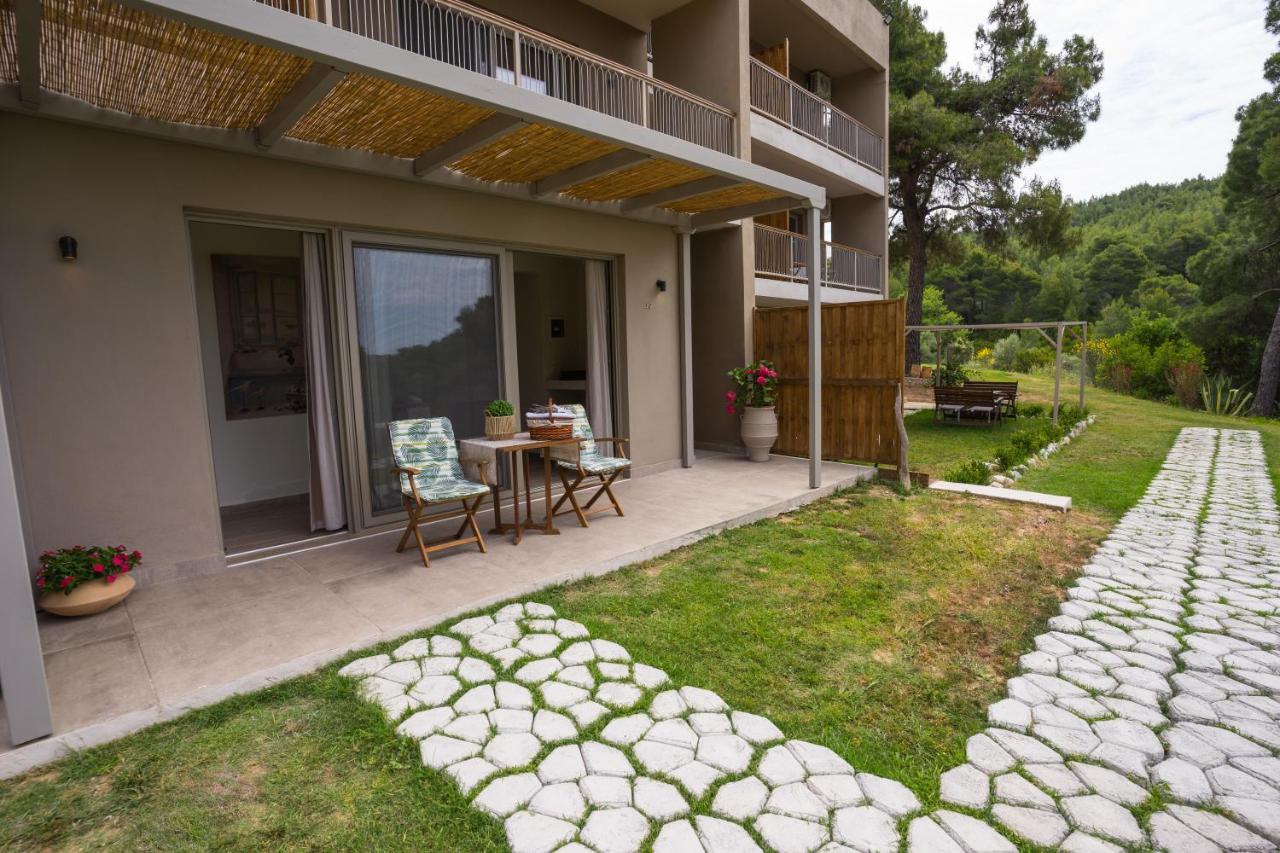Forest Resort Suites Skiathos Troulos Extérieur photo